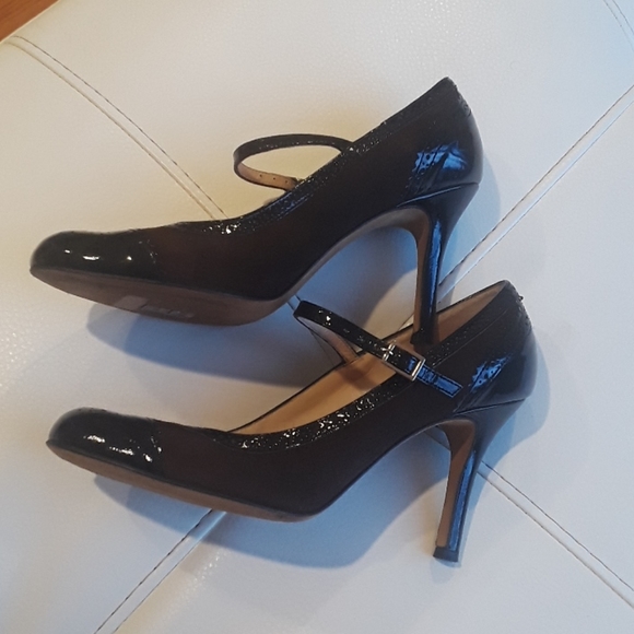 Kate Spade Brown 2 1/2"heels - Picture 2 of 7
